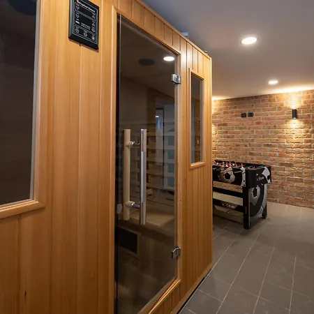 Haus Hotel *